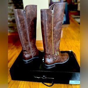 Brown Guess Boots - 10M